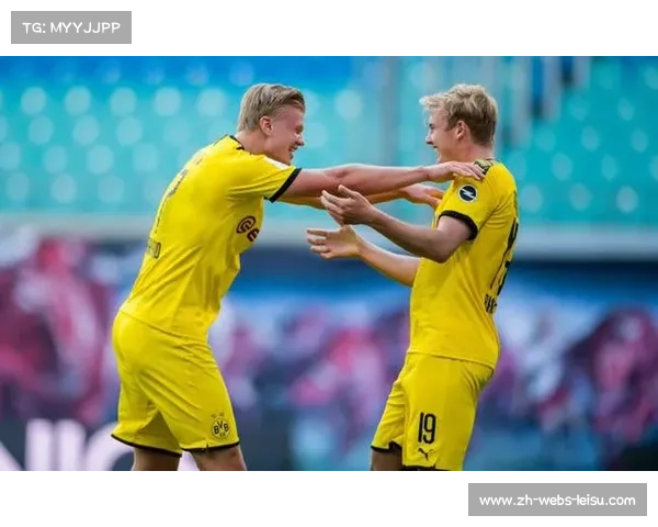 拜仁对阵弗赖堡，奥利塞助攻于帕梅卡诺和杰克逊破门
